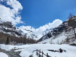 Údolí Valsavarenche