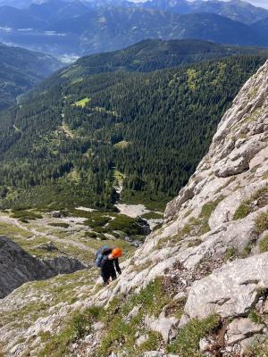 jedničkový - dvojkový terén pod prvým nýtom