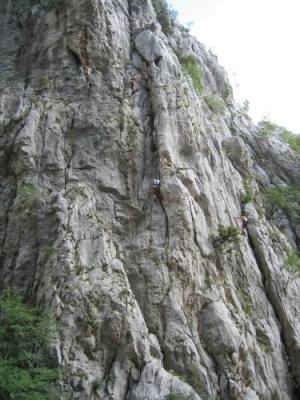 Cizí dvojka leze nástupový komín na Malé