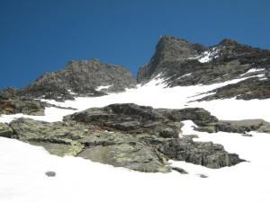 V-zářez se žlebem