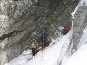 Hromadný štand v Komárnických rokli na Širokou