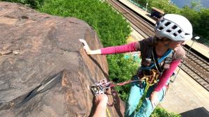 Šárka štanduje Catching the Train