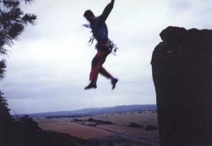 Seskok z věžičky kdesi na Kapucínkách