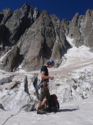 Cherchant la voie sur Aig. Des Ciseaux