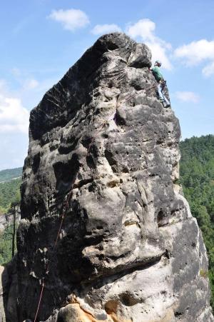 Jaspisová křižovatka na Kozákovskou věž