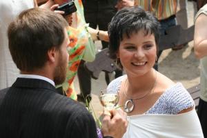 Novomanželský přípitek